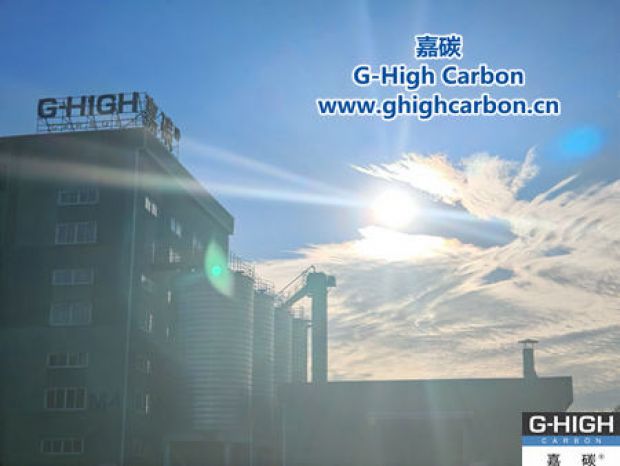 下班時(shí)分，天空上演白云盛宴，員工紛紛記錄美好時(shí)刻。